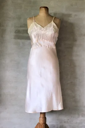 1930s 1940s Vintage Light Pink Silk Slip Dress//Size S