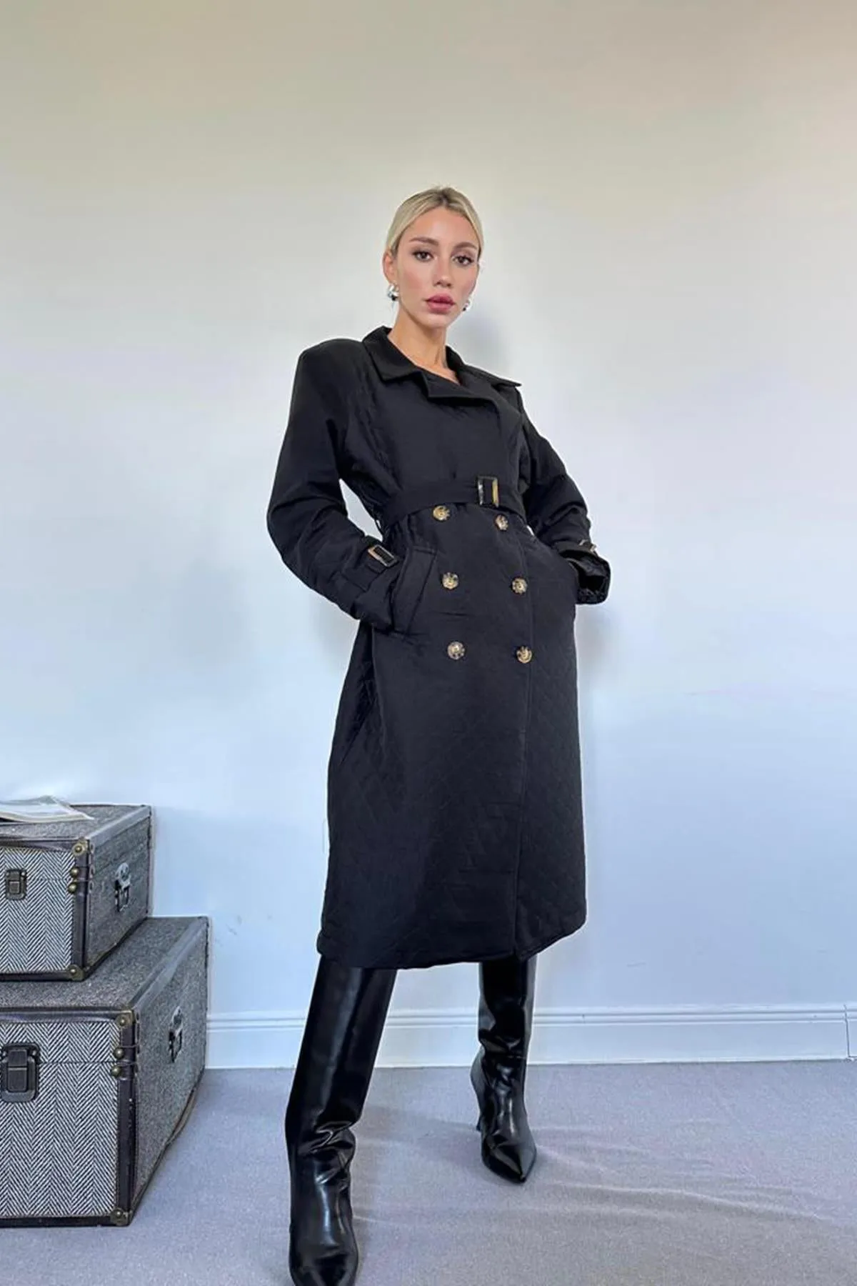 ELS Quilted Trench Coat - Black - Bergamo