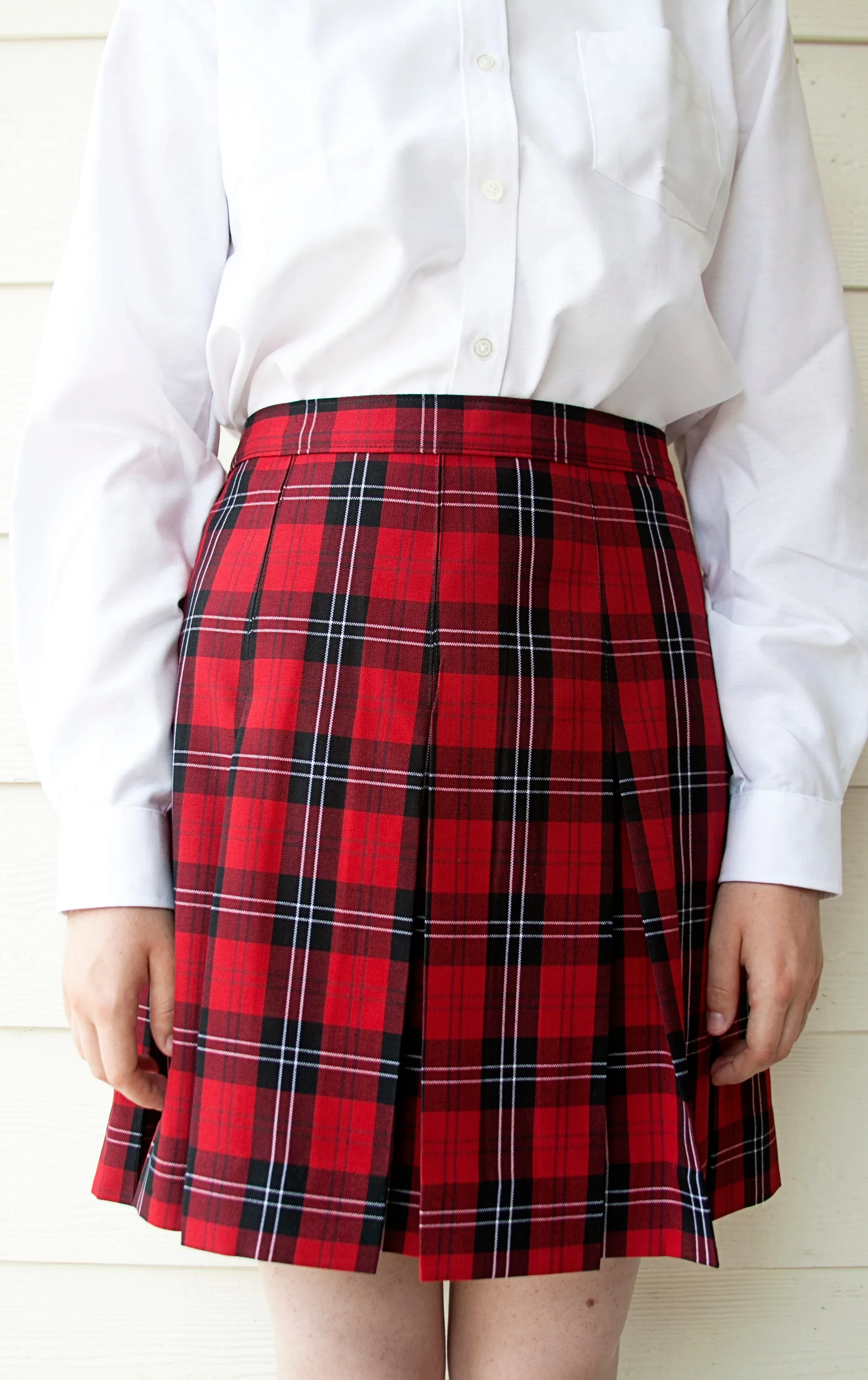 GIRLS/JUNIORS Box Pleat Skirt (Plaid)