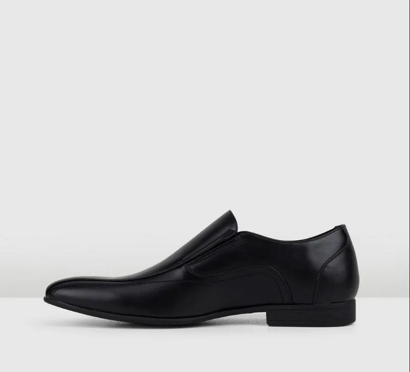 JM by Julius Marlow 'Orlando' - Black