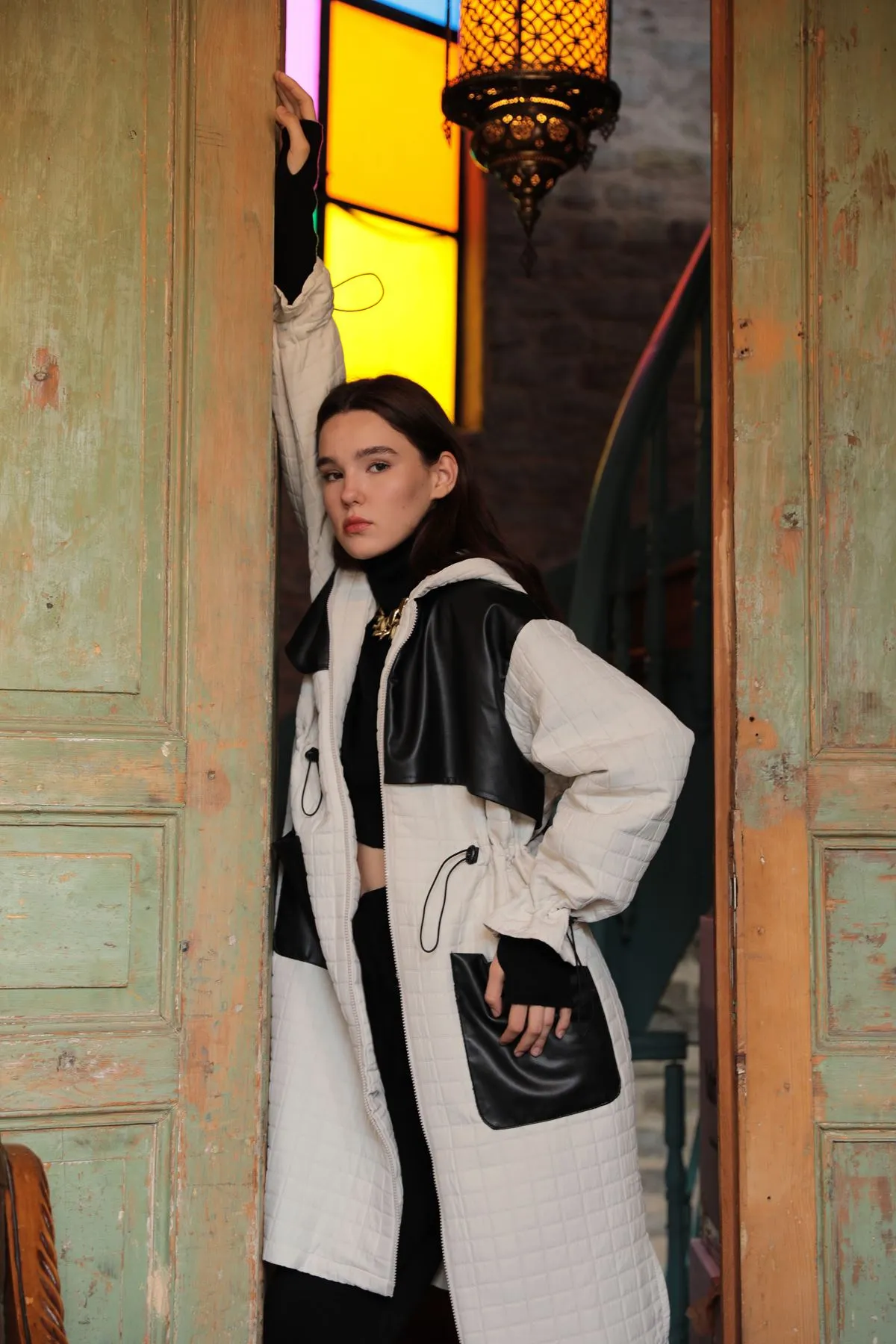 KKT Leather Fabric Jacquard Women's Trench Coat-Beige - Meppen